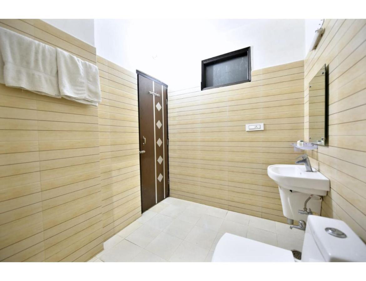 Hotel Dalhousie Grand Banikhet Zewnętrze zdjęcie